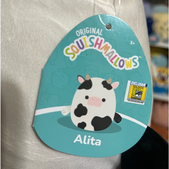 SDCC 2022 Alita Sea cow Squishmallow - Picture 2 of 4